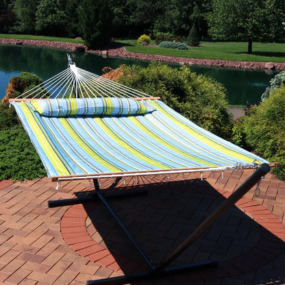 Sunnydaze 2-Person Quilted Polyester Spreader Bar Hammock, 450 lb Capacity - Blue and Green