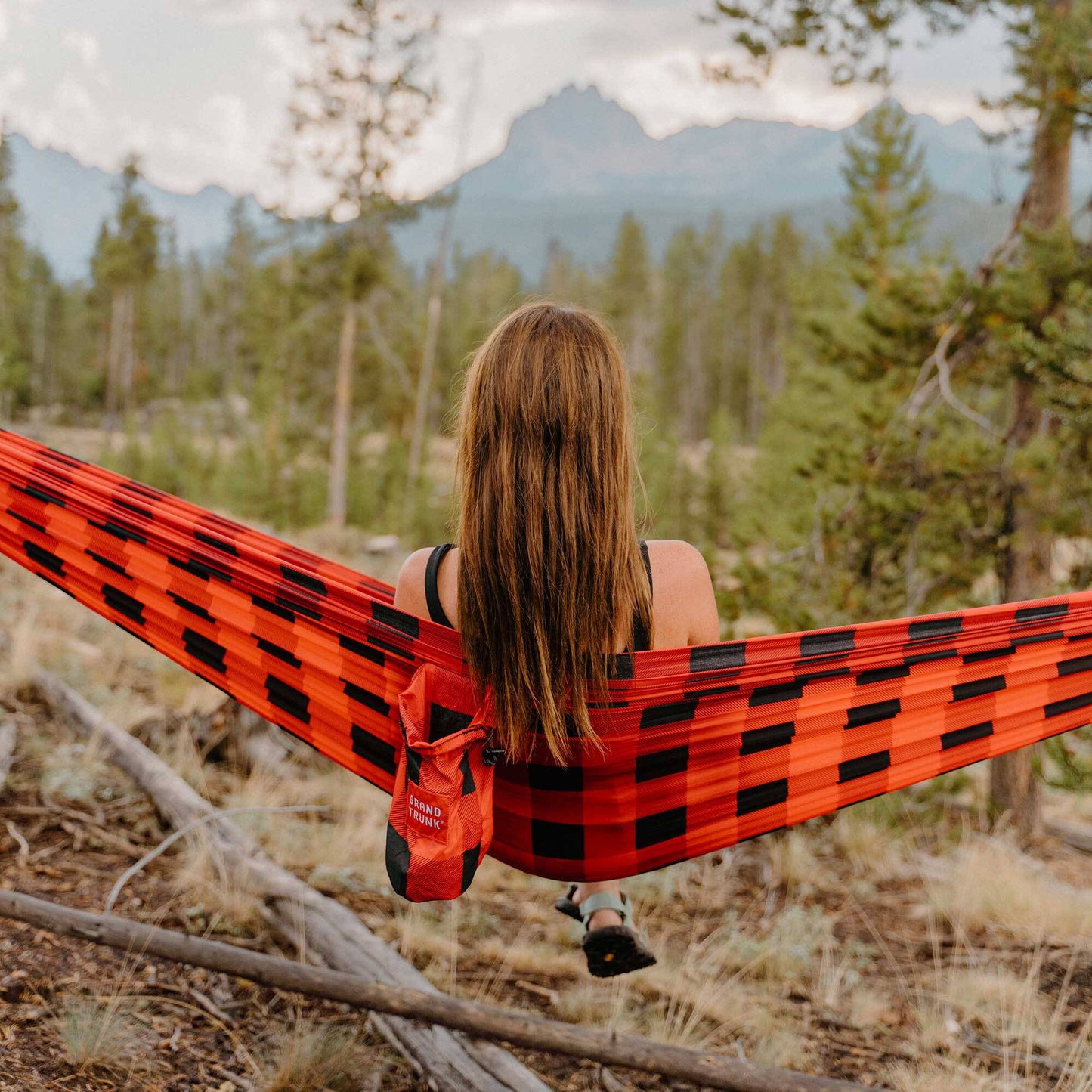 Grand Trunk Double Deluxe Hammock with Suspension Straps – Vibrant Printed Parachute Nylon Hammock for Two, 10'6" x 6'6", 400 lb Capacity, Tree-Friendly Straps Included