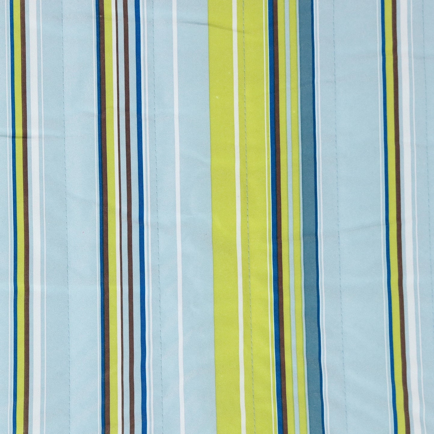 Sunnydaze 2-Person Quilted Polyester Spreader Bar Hammock, 450 lb Capacity - Blue and Green